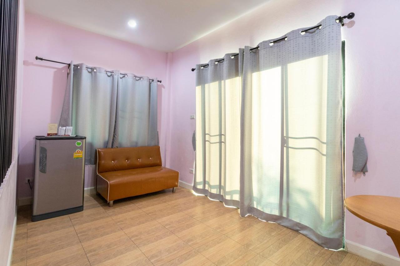 Oyo 798 Reurn Mareena Resort Nakhon Ratchasima Ngoại thất bức ảnh