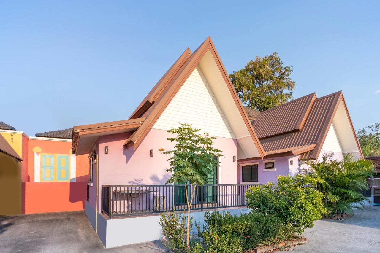 Oyo 798 Reurn Mareena Resort Nakhon Ratchasima Ngoại thất bức ảnh